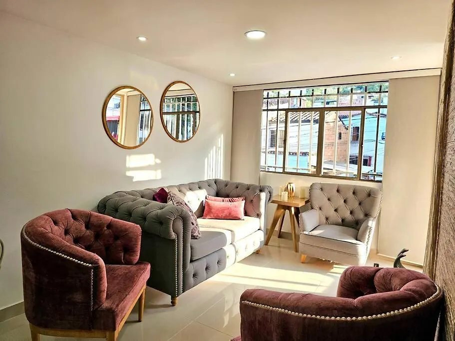 Hermoso Apto Santa Monica, 8 Huespedes, Medellin