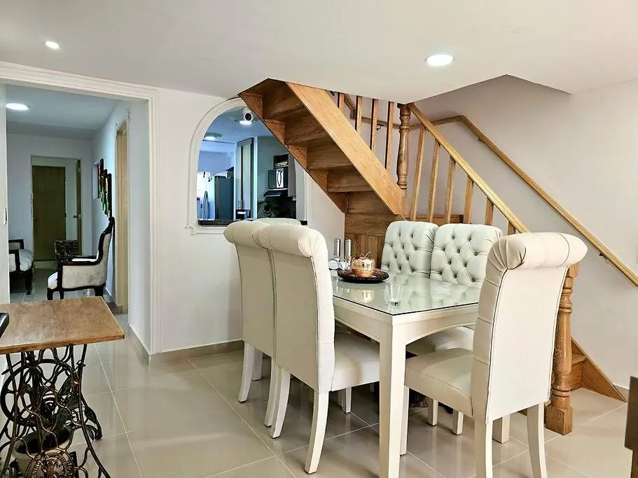 Apartment Hermoso Apto Santa Monica, 8 Huespedes, Medellin